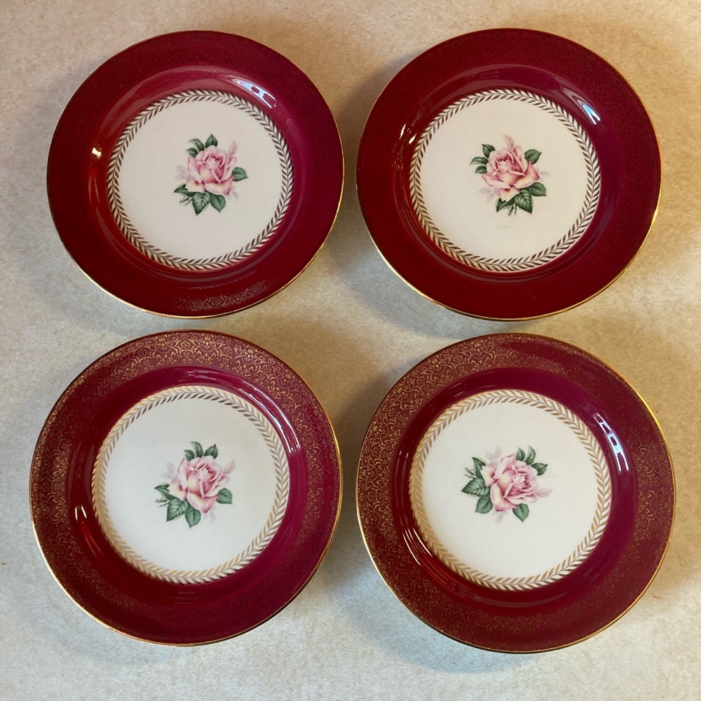 4 Homer Laughlin Red Rose vintage salad/bread plates EUC.
